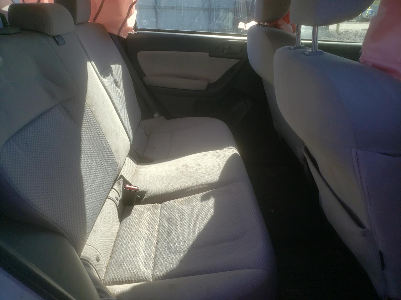 Photo 6 from auction – 2016 SUBARU FORESTER 2 with VIN JF2SJABC0GH450943