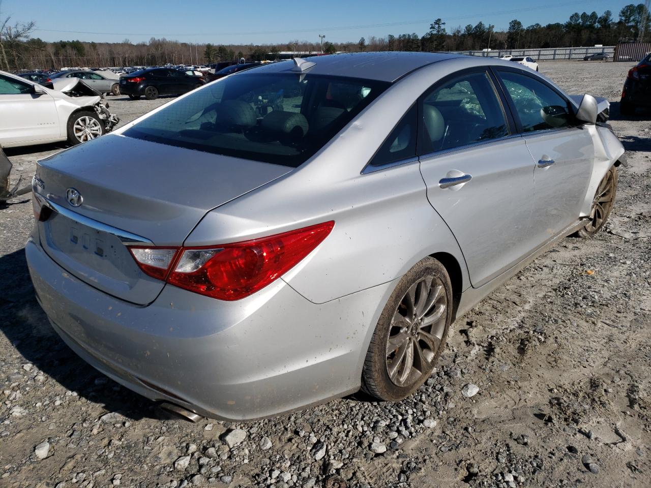 Photo 4 from auction – 2012 HYUNDAI SONATA with VIN 5NPEC4AC3CH483066