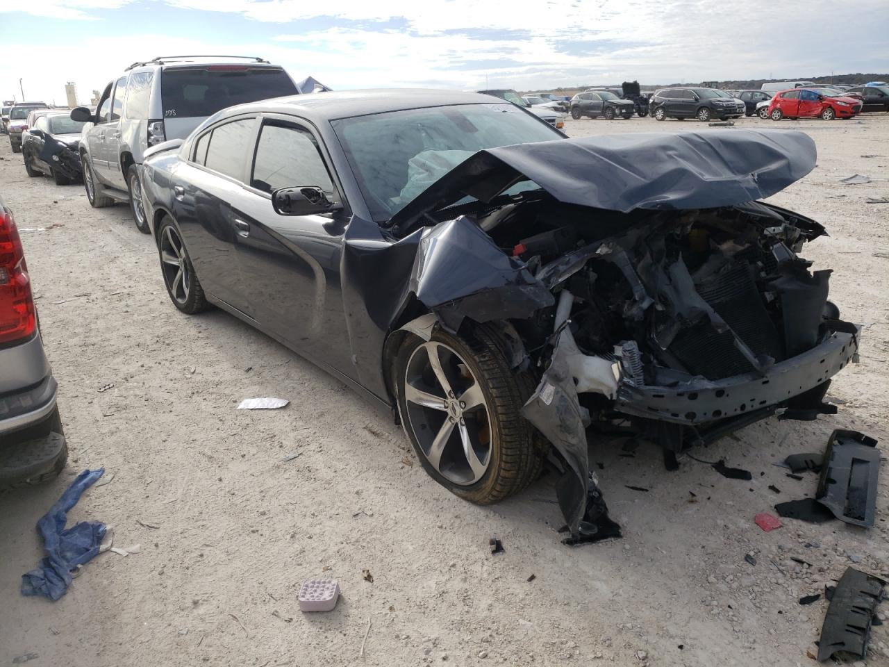 DODGE CHARGER SX 2017 with VIN 2C3CDXHG5HH628045 - Photo from auction