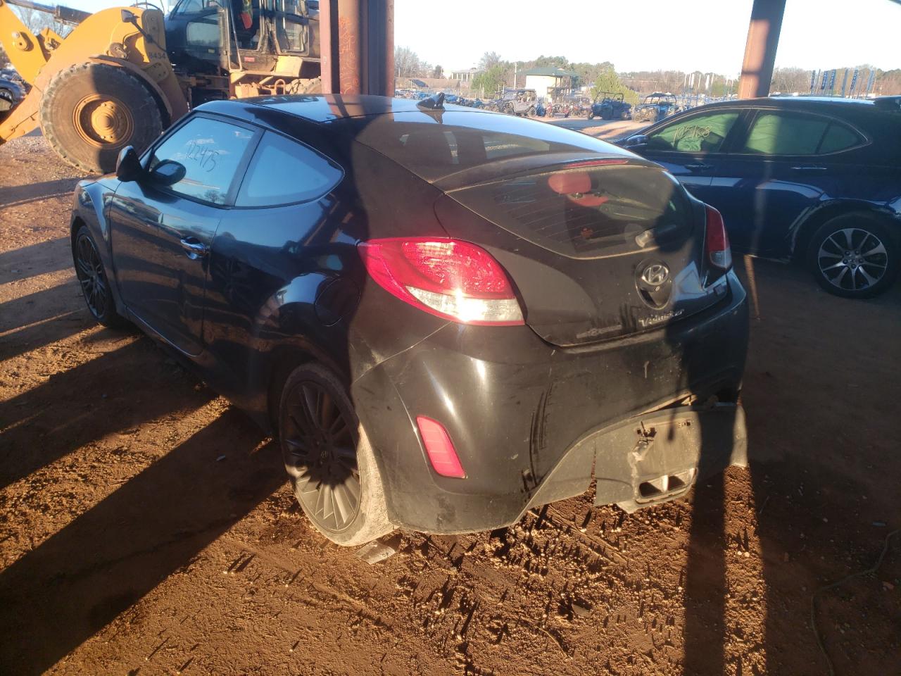 Photo 3 from auction – 2014 HYUNDAI VELOSTER with VIN KMHTC6AD3EU212699
