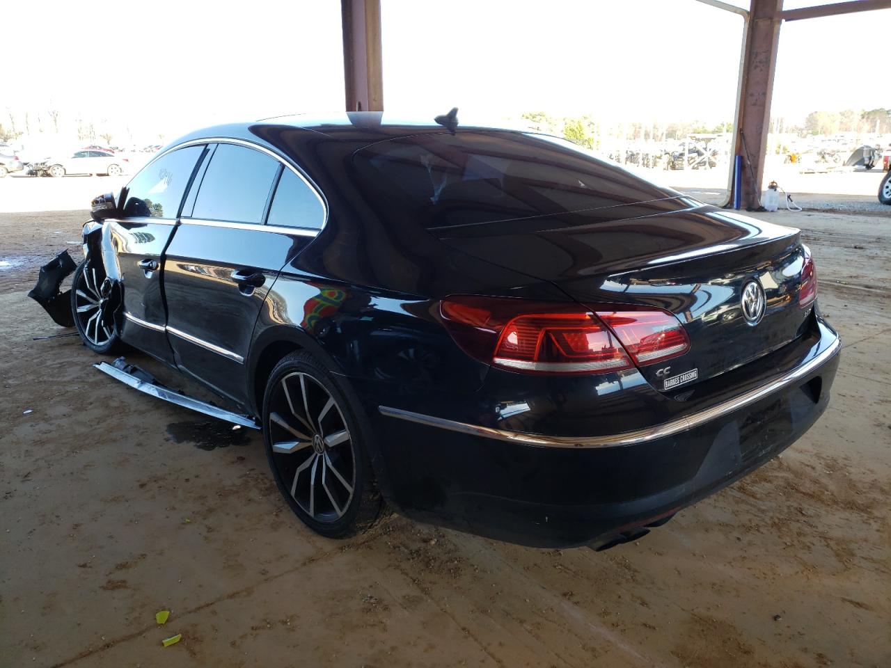 Photo 3 from auction – 2015 VOLKSWAGEN CC EXECUTI with VIN WVWRN7AN1FE815671