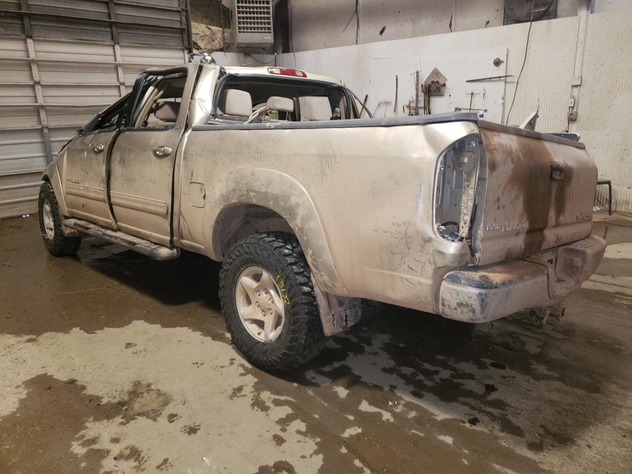 Photo 3 from auction – 2004 TOYOTA TUNDRA DOU with VIN 5TBDT44174S458357