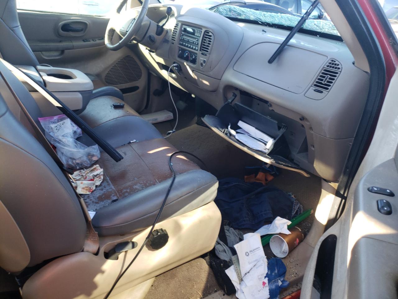 Zdjęcie 5 z aukcji – 2002 FORD F150 z VIN 1FTRX17L62NB46398