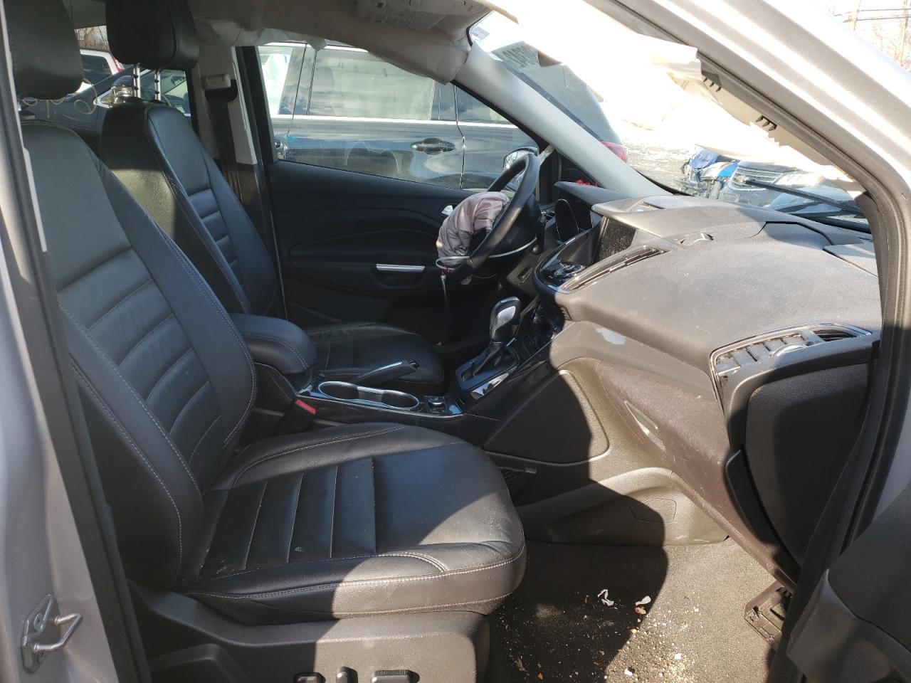 Photo 5 from auction – 2016 FORD ESCAPE TIT with VIN 1FMCU9J91GUC31846
