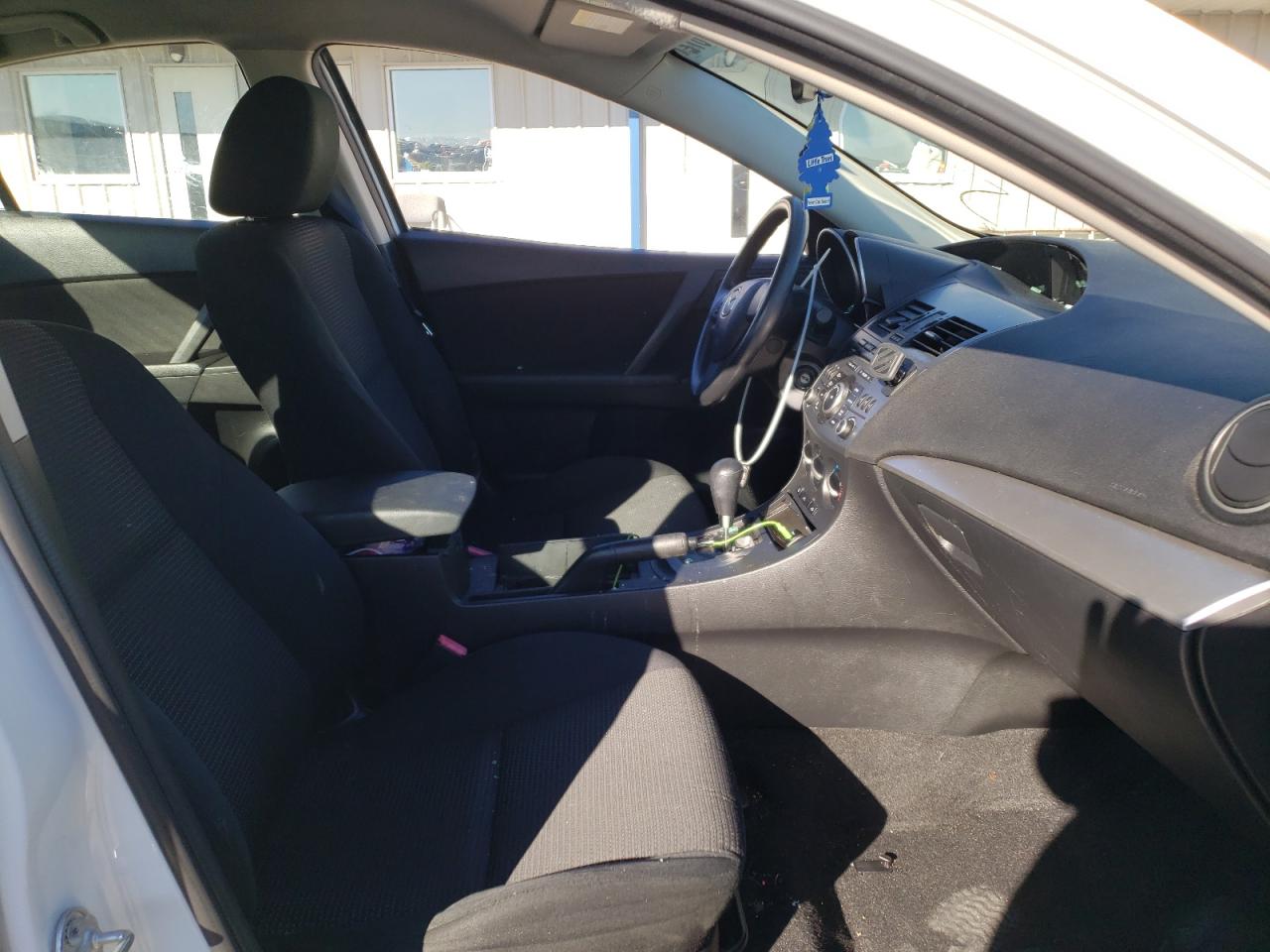 Photo 5 from auction – 2012 MAZDA 3 I with VIN JM1BL1UG5C1506631