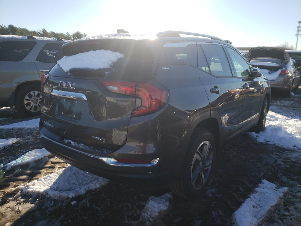 Photo 4 from auction – 2019 GMC TERRAIN SL with VIN 3GKALVEV1KL279739