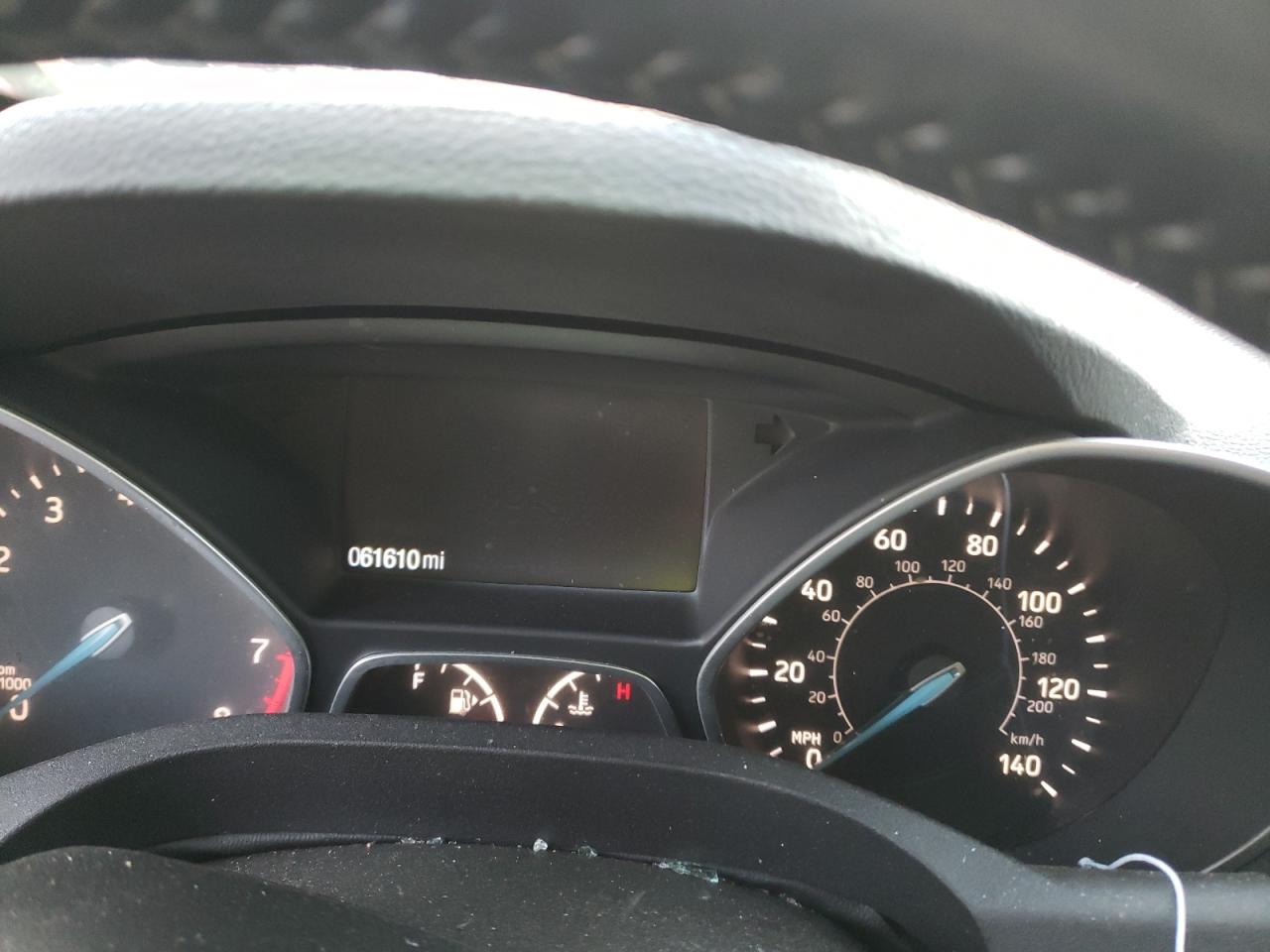 Photo 8 from auction – 2017 FORD ESCAPE SE with VIN 1FMCU9GD8HUD50412