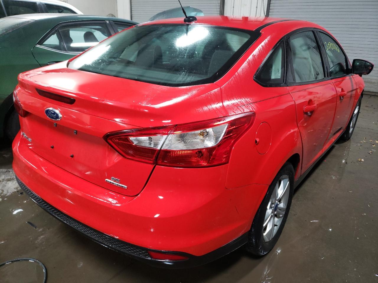 Photo 4 from auction – 2014 FORD FOCUS SE with VIN 1FADP3F26EL121957