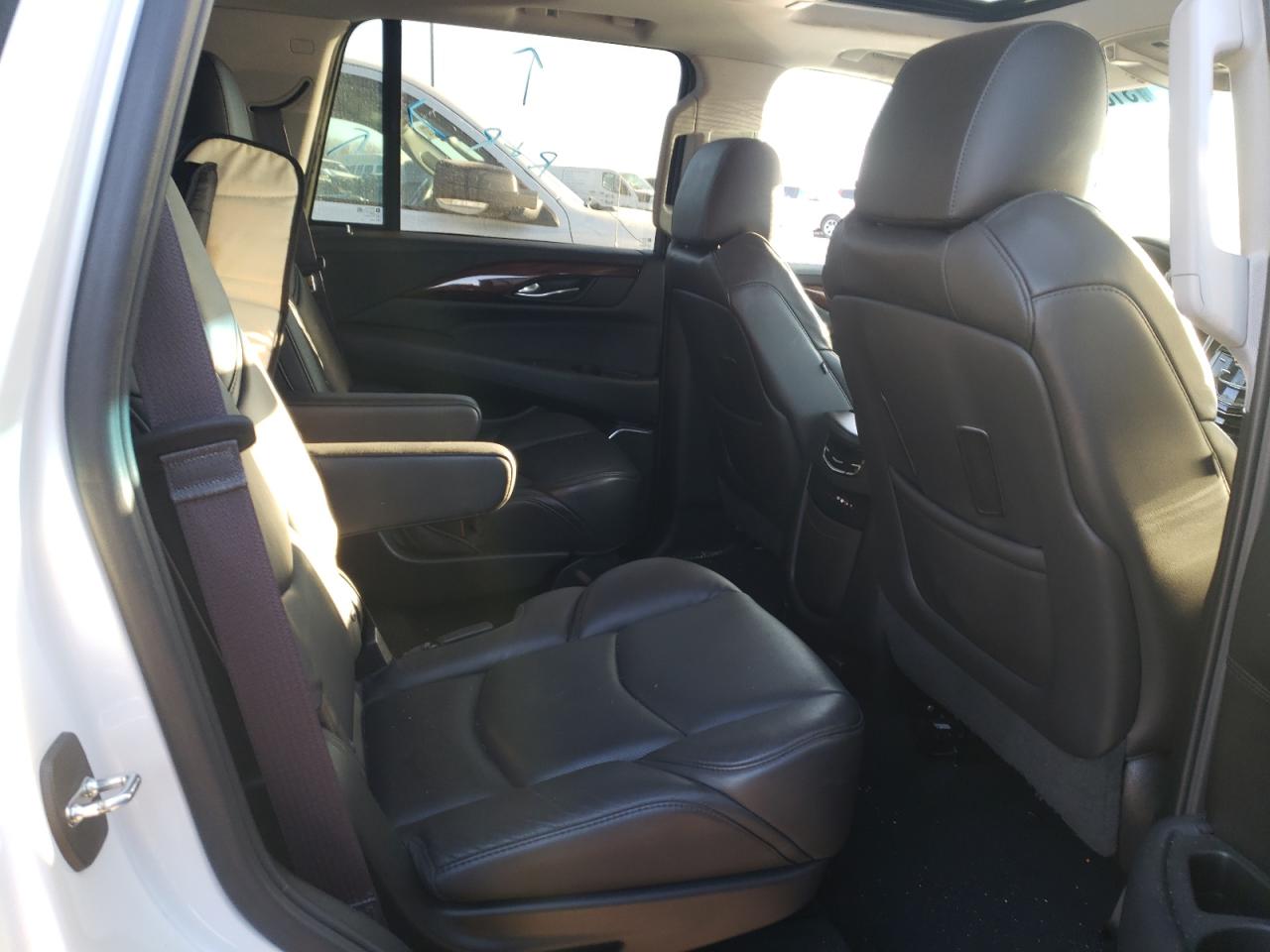 Photo 6 from auction – 2016 CADILLAC ESCALADE P with VIN 1GYS4CKJ9GR438858