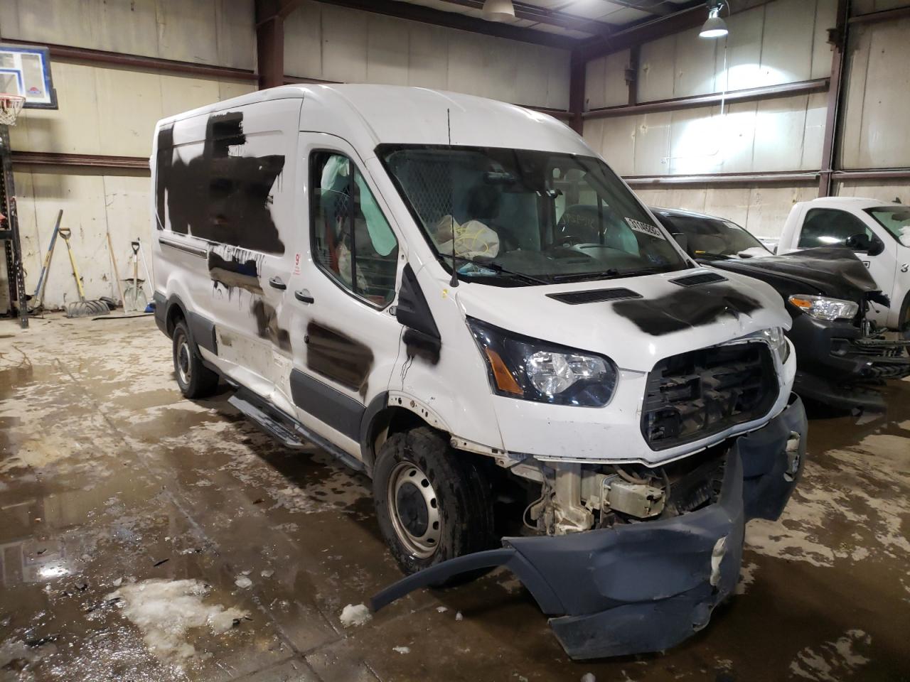 FORD TRANSIT T- 2016 with VIN 1FTYE2CM0GKA15949 - Photo from auction