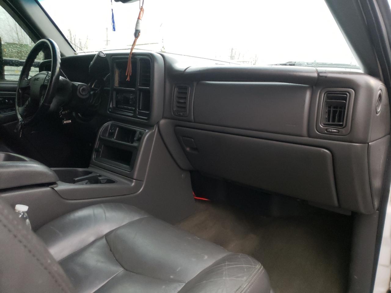 Photo 9 from auction – 2006 GMC SIERRA K25 with VIN 1GTHK23D66F155021