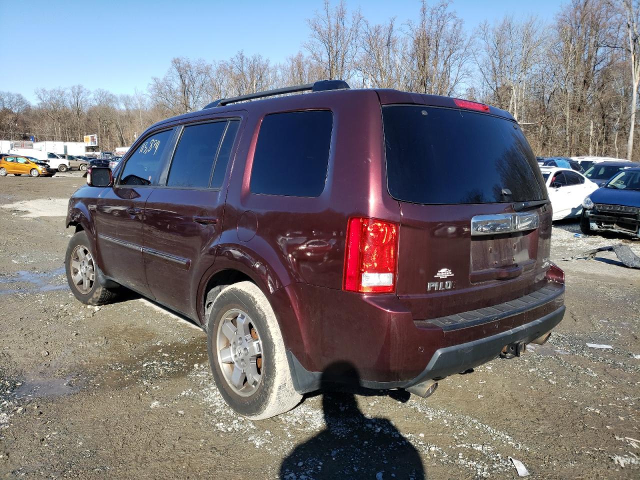 Photo 3 from auction – 2011 HONDA PILOT TOUR with VIN 5FNYF4H98BB066747