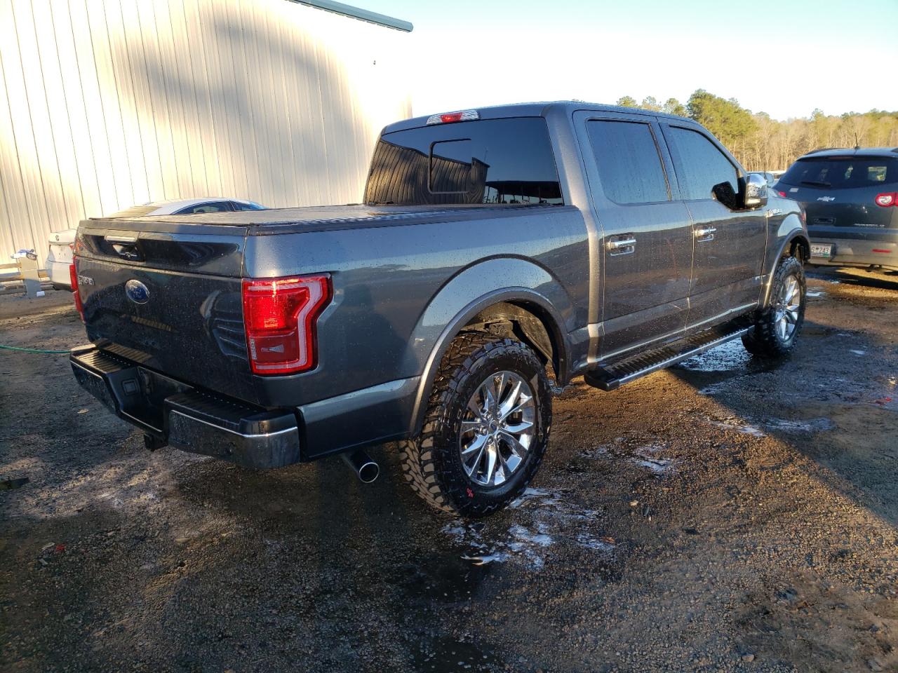 Photo 4 from auction – 2017 FORD F150 SUPER with VIN 1FTEW1EF7HFA19077