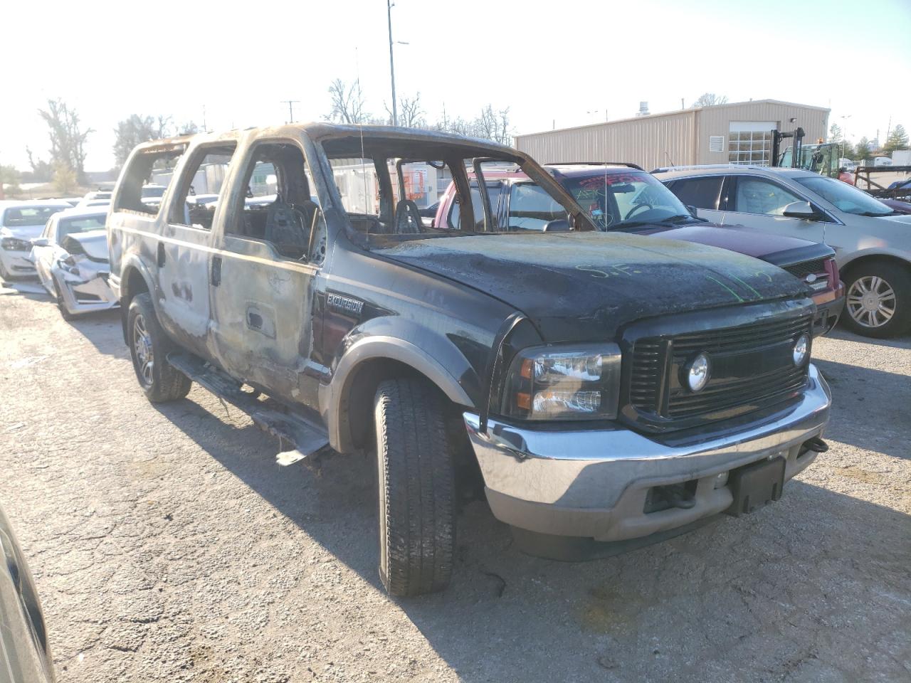 FORD EXCURSION 2002 with VIN 1FMSU43F22EA14746 - Photo from auction