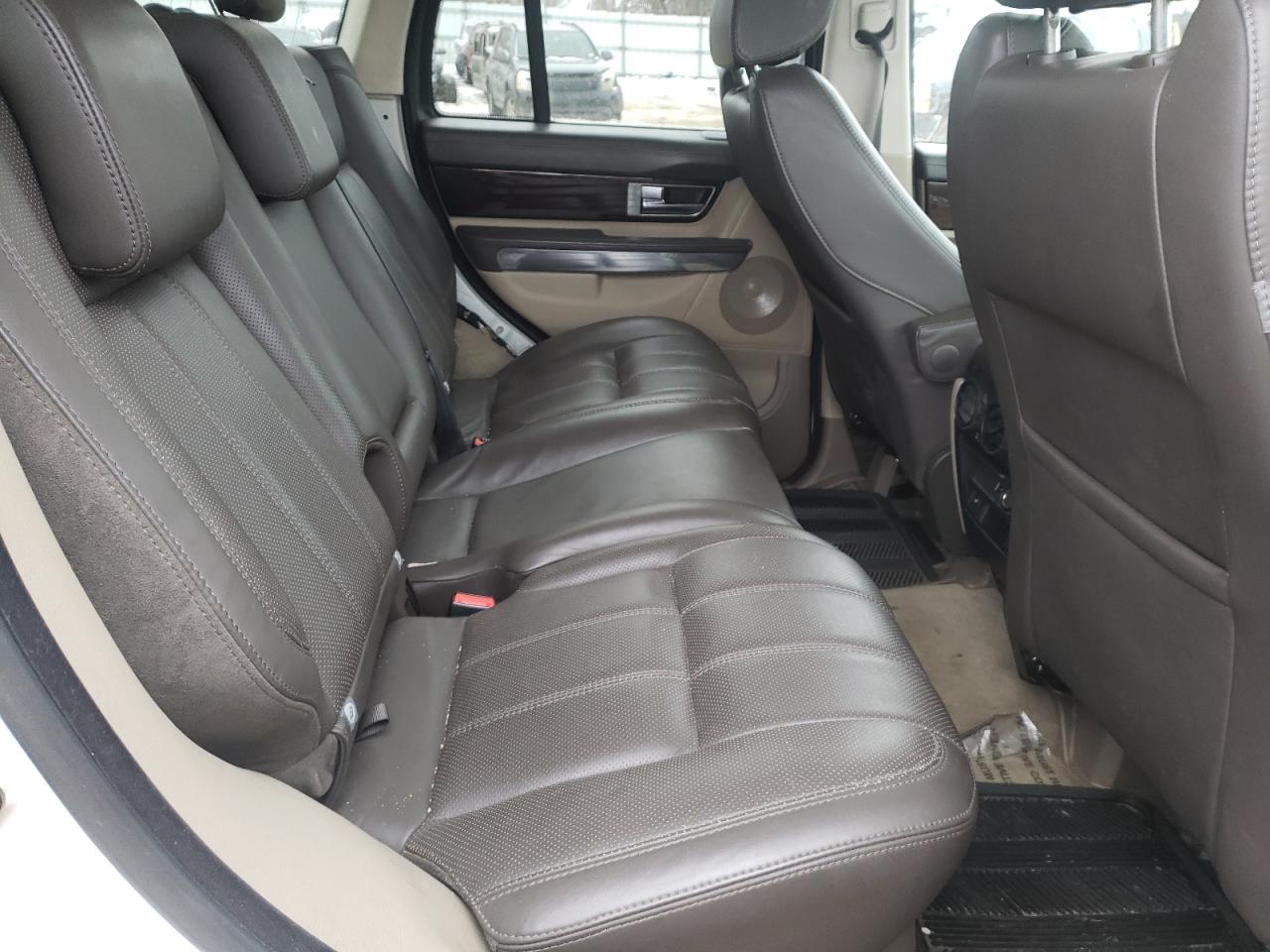 Photo 6 from auction – 2010 LAND ROVER RANGE ROVE with VIN SALSK2D4XAA251110