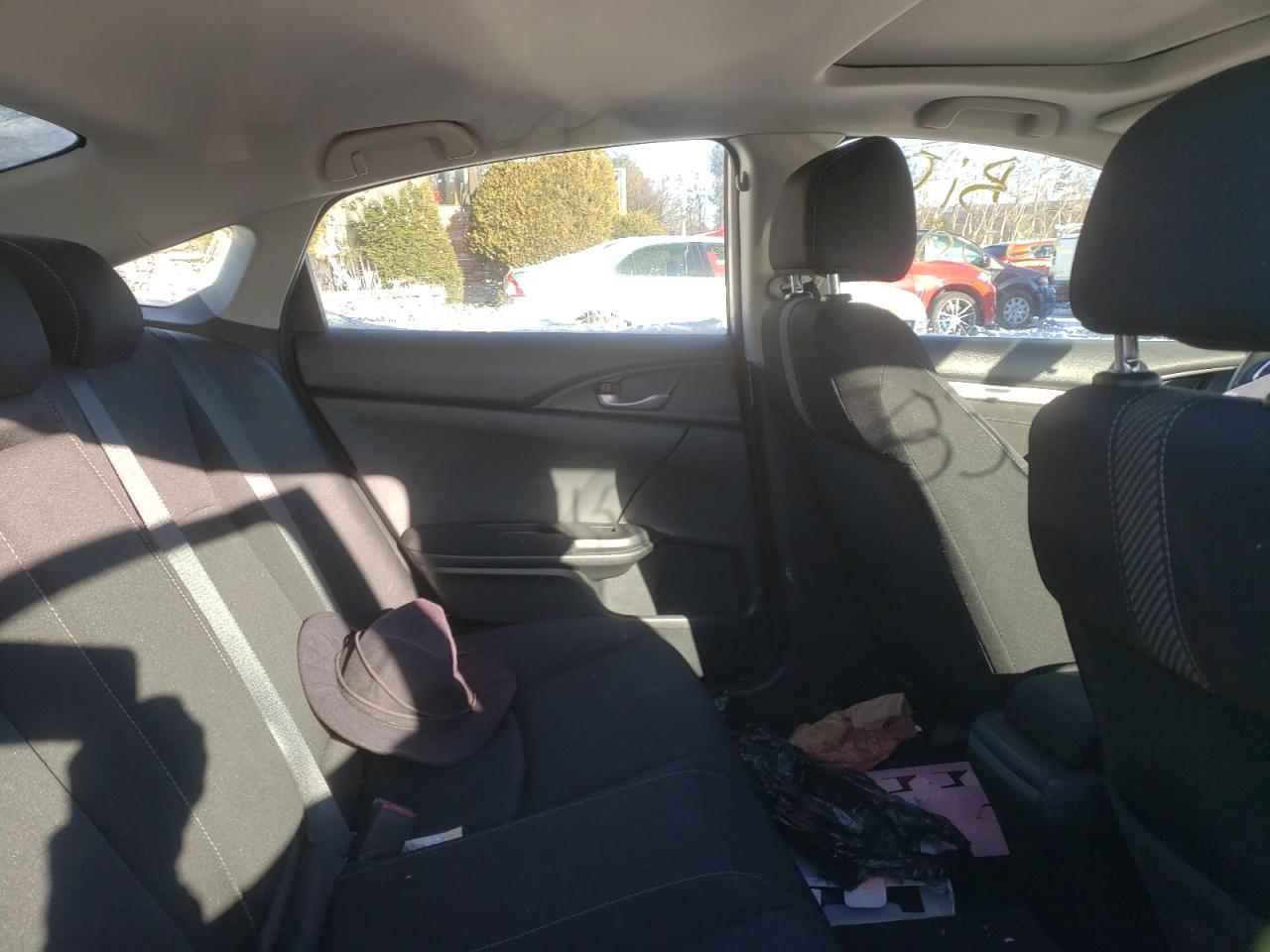 Photo 6 from auction – 2018 HONDA CIVIC EX with VIN 2HGFC2F71JH533085