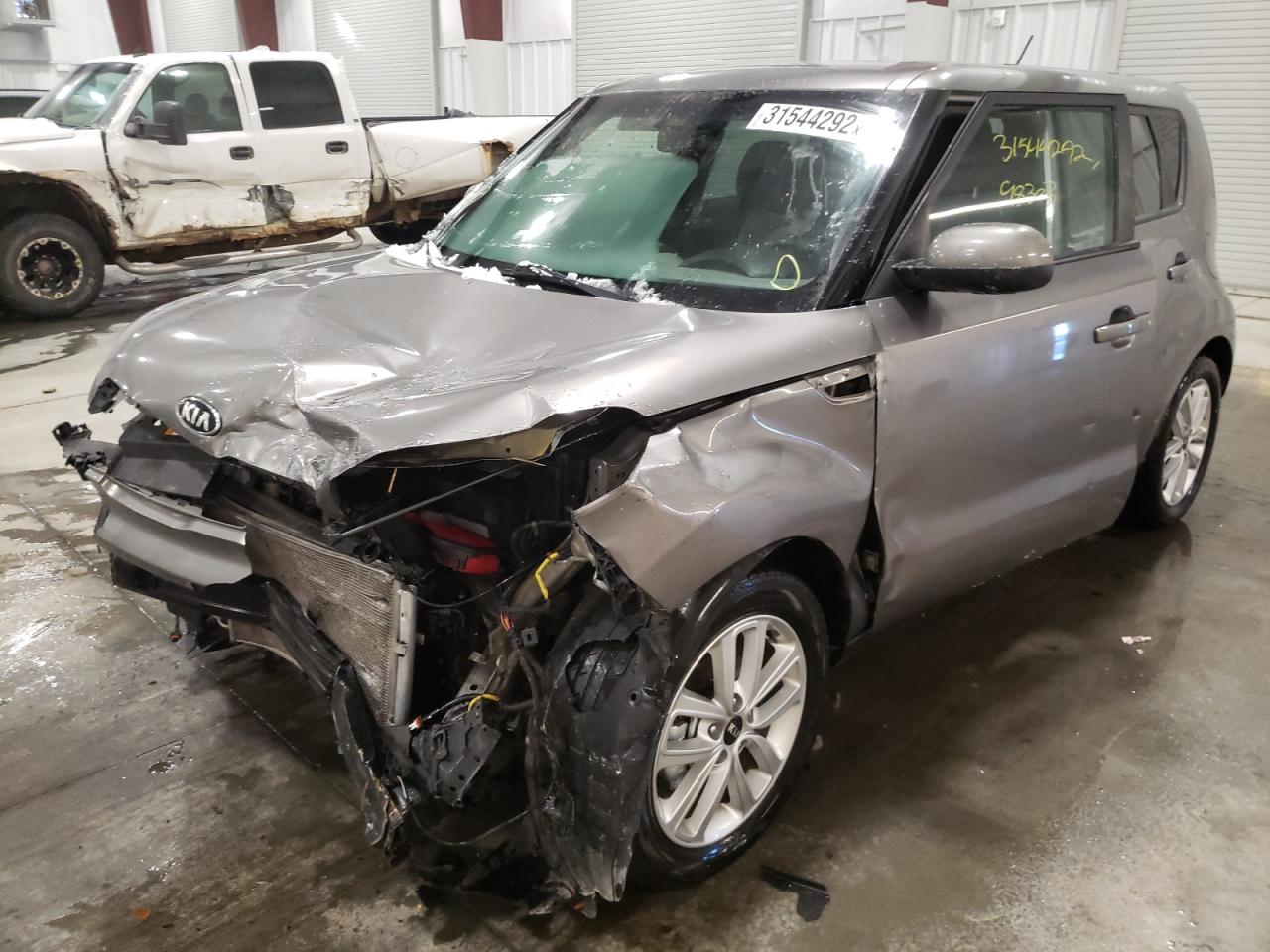 Photo 2 from auction – 2017 KIA SOUL + with VIN KNDJP3A57H7424094