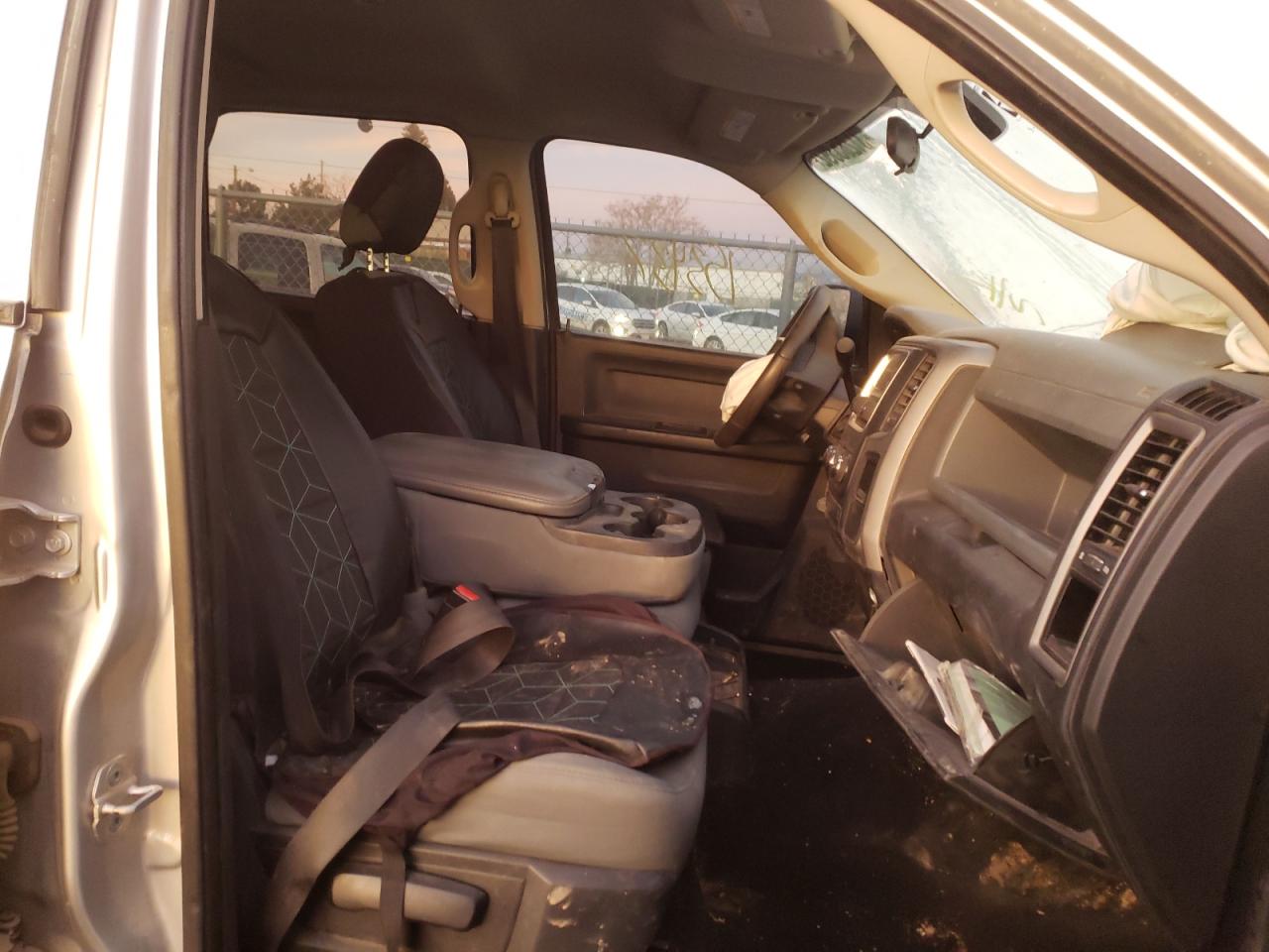 Photo 5 from auction – 2013 RAM 2500 ST with VIN 3C6UR5HL7DG512642