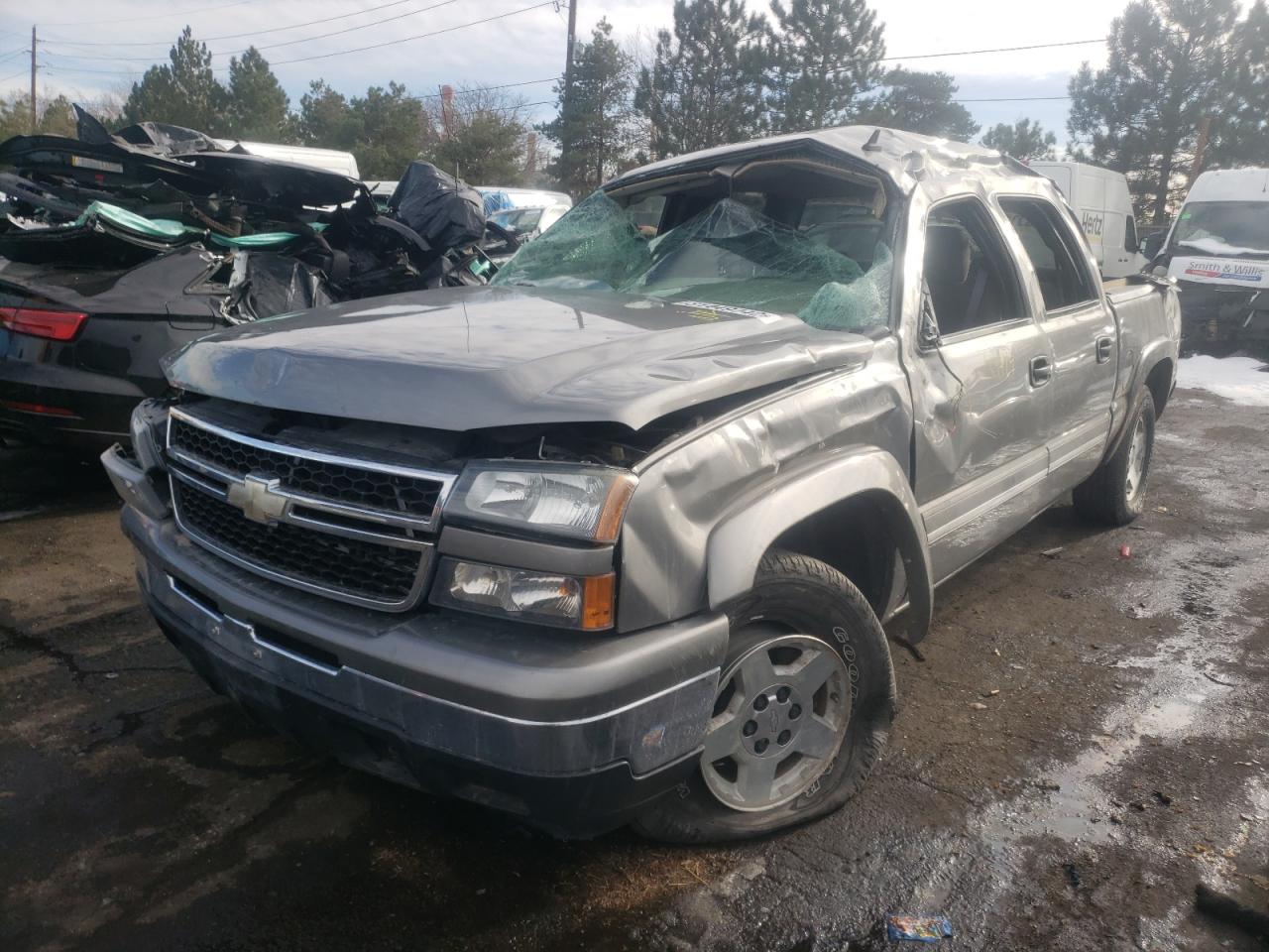 Photo 2 from auction – 2006 CHEVROLET SILVERADO with VIN 2GCEK13T561153756
