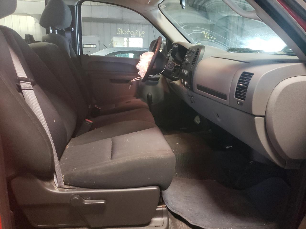 Photo 5 from auction – 2013 GMC SIERRA C15 with VIN 1GTN1TEX2DZ166905