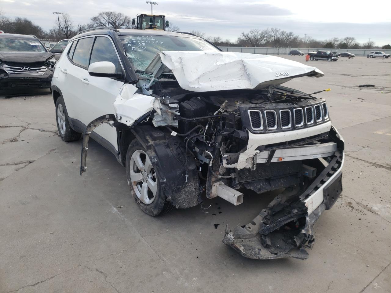 صورة رقم 1 من المزاد - 2018 JEEP COMPASS LA مع VIN 3C4NJCBB1JT140467