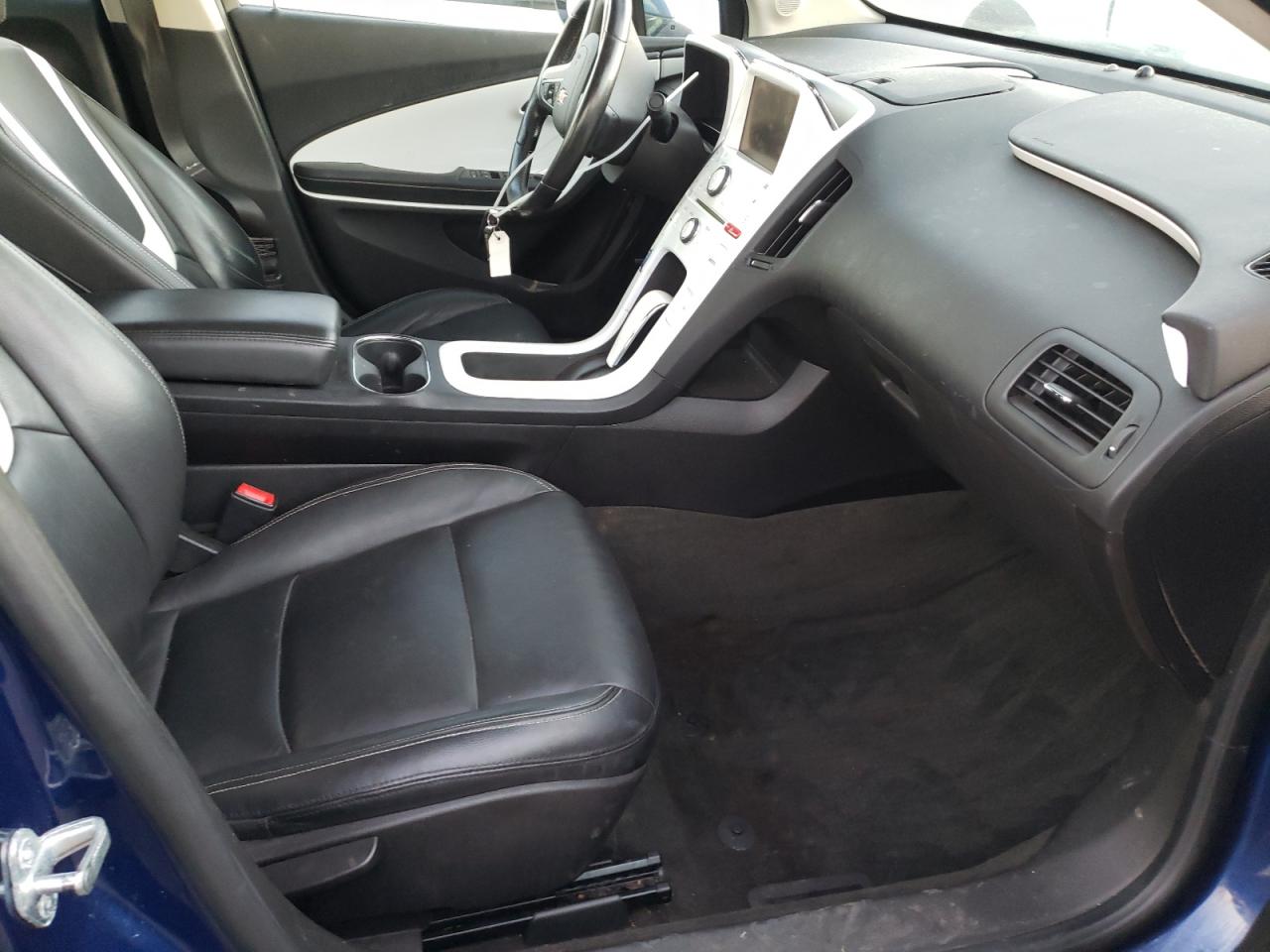 Photo 5 from auction – 2013 CHEVROLET VOLT with VIN 1G1RD6E43DU144837