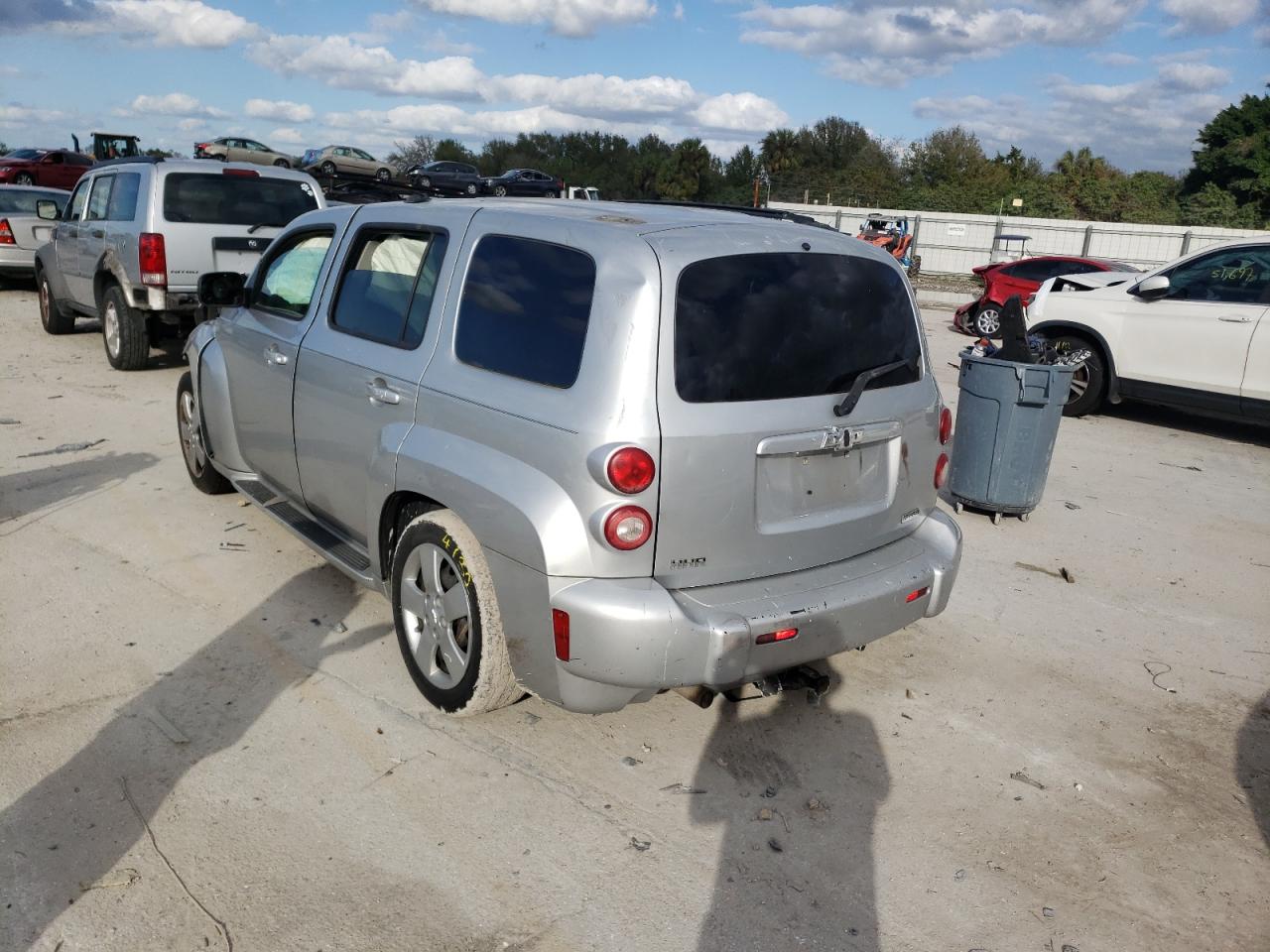 Photo 3 from auction – 2011 CHEVROLET HHR LS with VIN 3GNBAAFW0BS500492