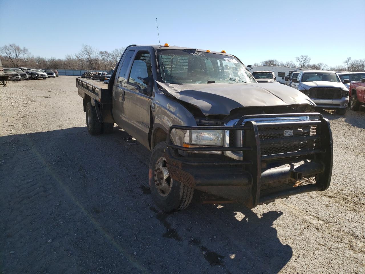FORD F350 SUPER 2002 with VIN 1FDWX37F82EA88122 - Photo from auction