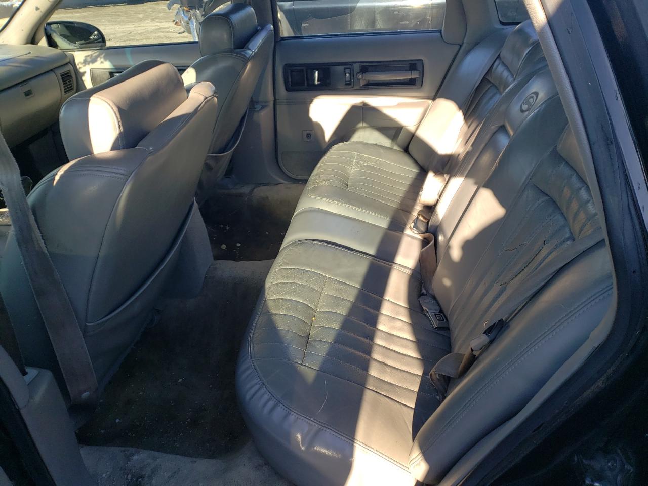 Photo 6 from auction – 1996 CHEVROLET CAPRICE / with VIN 1G1BL52P4TR187453