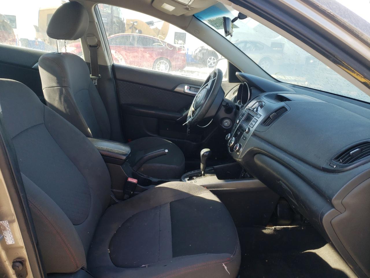 Photo 5 from auction – 2010 KIA FORTE SX with VIN KNAFW4A30A5312314