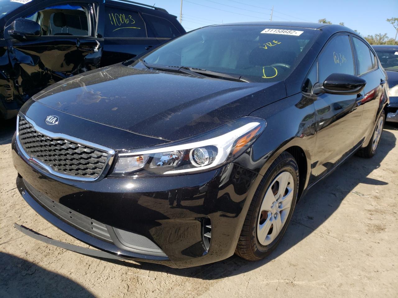 Photo 2 from auction – 2017 KIA FORTE LX with VIN 3KPFK4A74HE059241