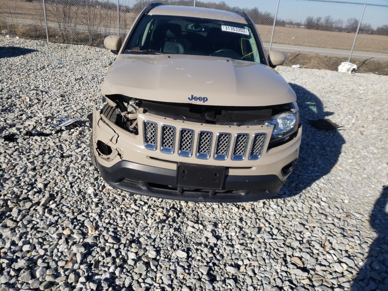 Photo 9 from auction – 2017 JEEP COMPASS with VIN 1C4NJCEB8HD198328