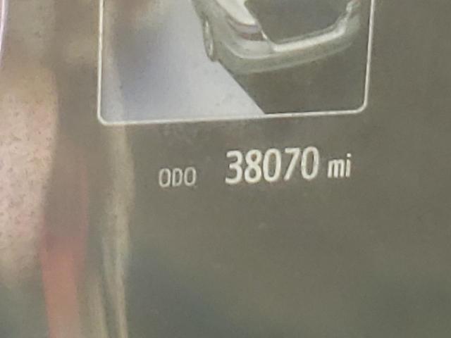 Photo 8 from auction – 2017 TOYOTA CAMRY LE with VIN 4T1BF1FK8HU676458