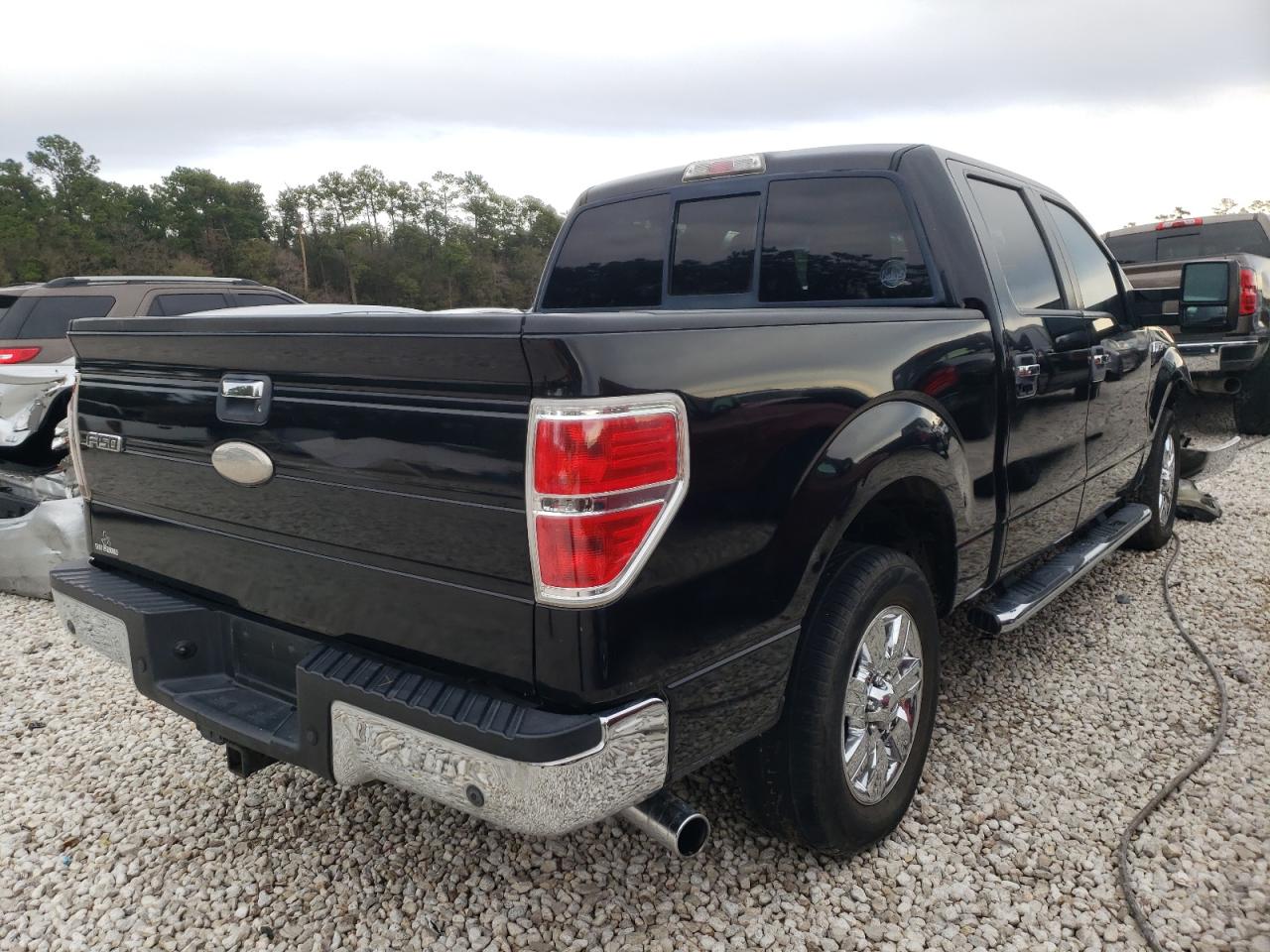 Photo 4 from auction – 2011 FORD F150 SUPER with VIN 1FTFW1CT9BFB15815