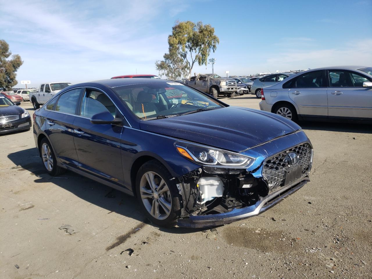 HYUNDAI SONATA LIM 2019 with VIN 5NPE34AF9KH751918 - Photo from auction