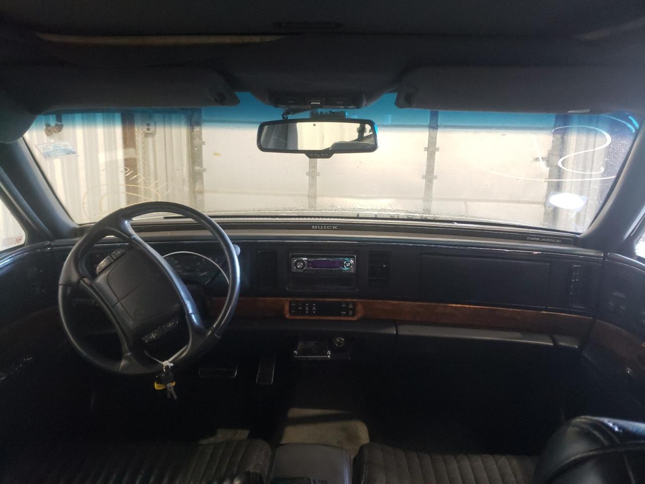 Photo 9 from auction – 1995 BUICK PARK AVENU with VIN 1G4CW52K8SH655580