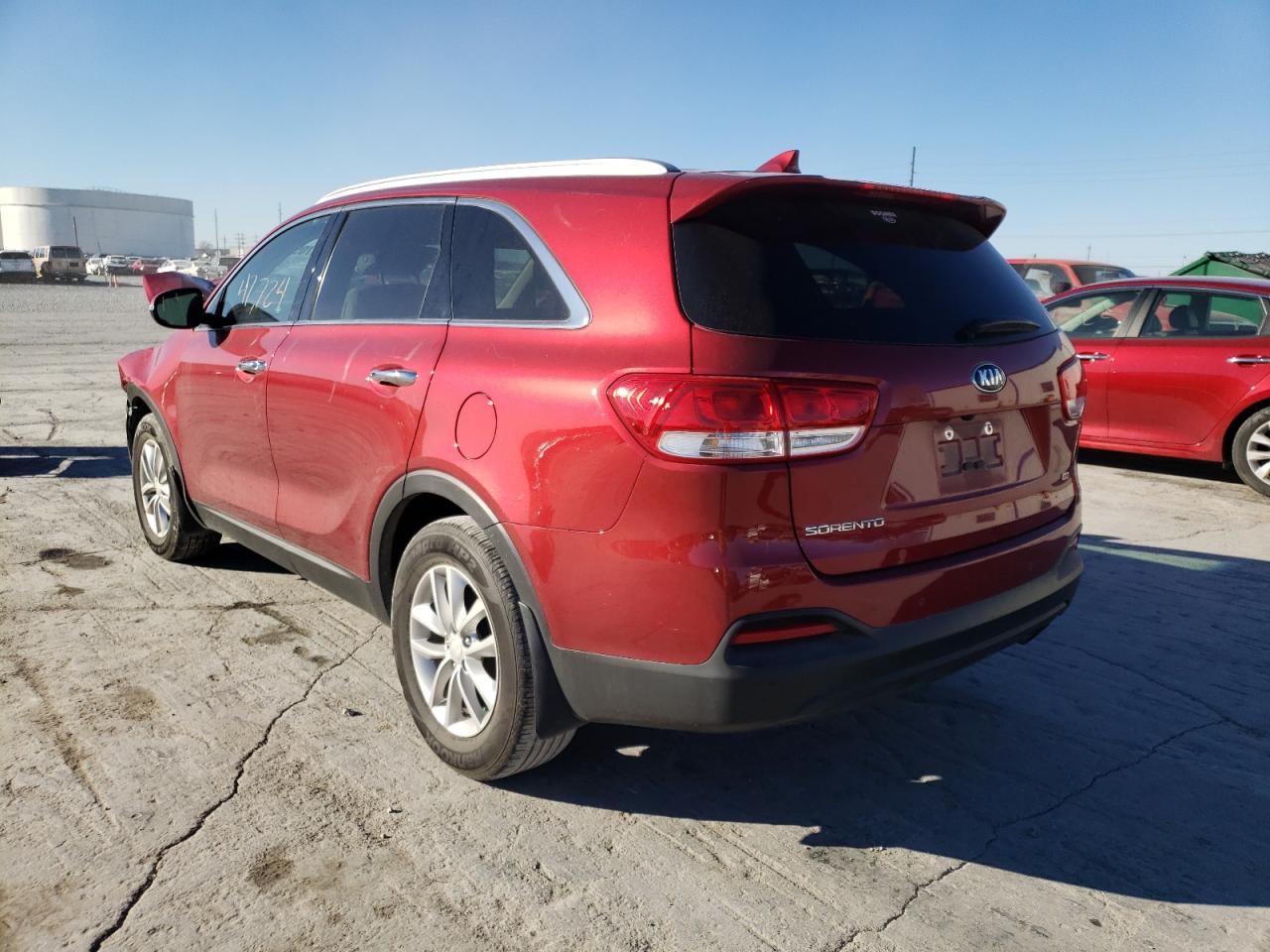 Photo 3 from auction – 2018 KIA SORENTO LX with VIN 5XYPG4A30JG403384