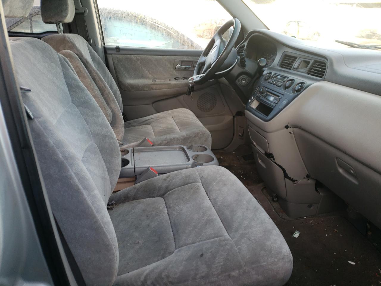 Photo 5 from auction – 2004 HONDA ODYSSEY EX with VIN 5FNRL186X4B043202