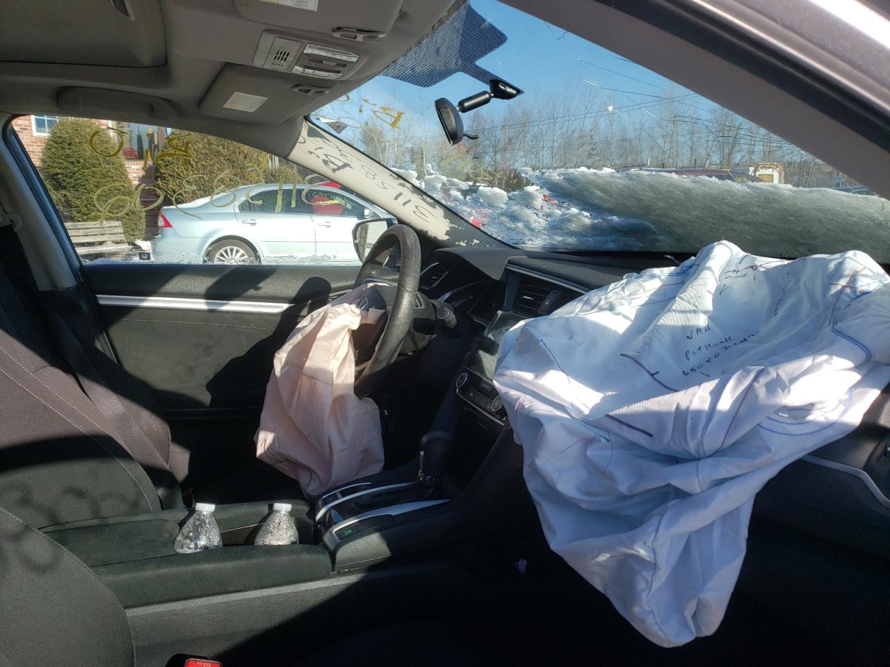 Photo 5 from auction – 2018 HONDA CIVIC EX with VIN 2HGFC2F71JH533085