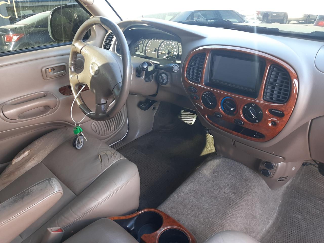 Photo 9 from auction – 2002 TOYOTA TUNDRA ACC with VIN 5TBRT381X2S319976