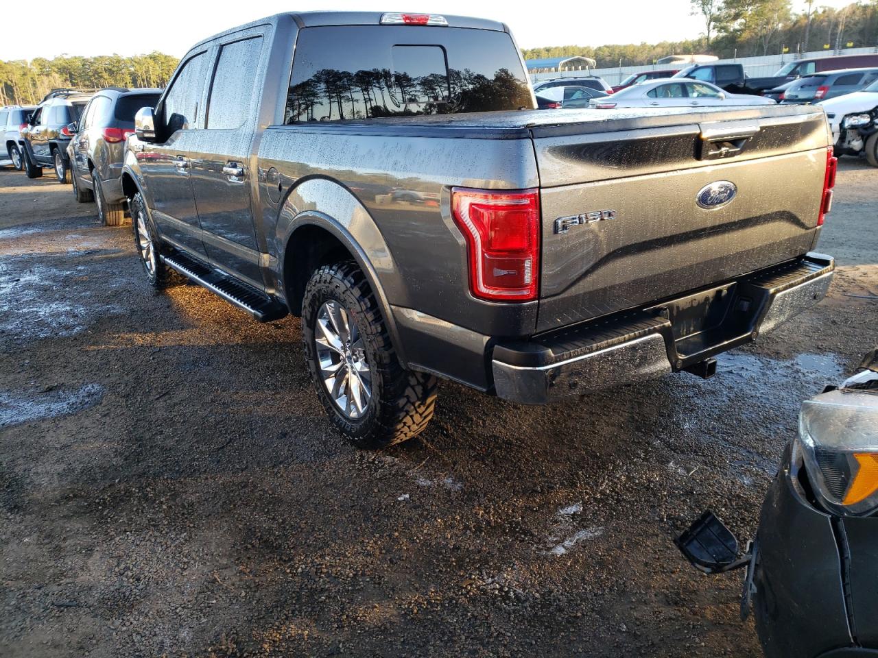 Photo 3 from auction – 2017 FORD F150 SUPER with VIN 1FTEW1EF7HFA19077