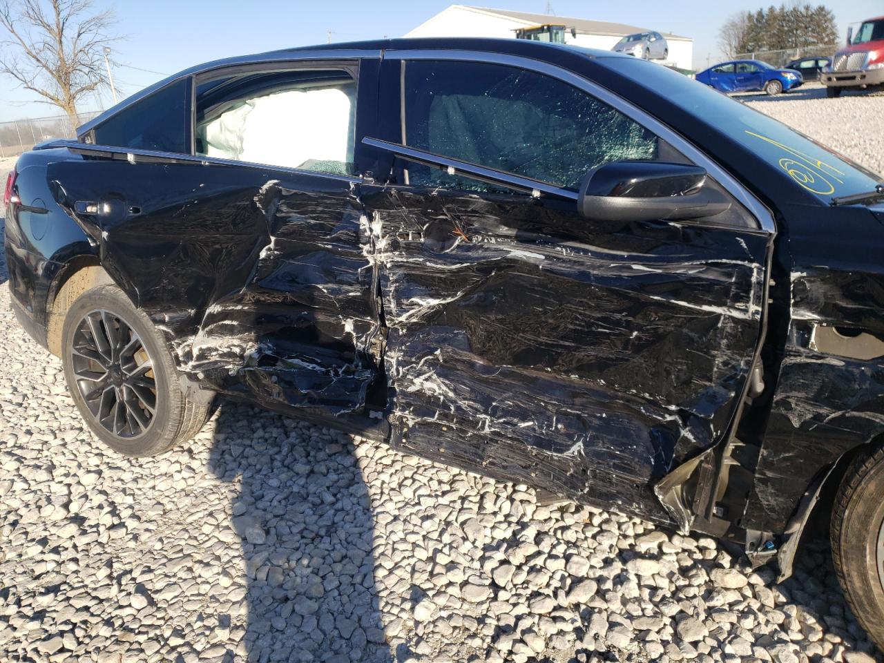 Photo 9 from auction – 2018 FORD TAURUS SHO with VIN 1FAHP2KT2JG117028