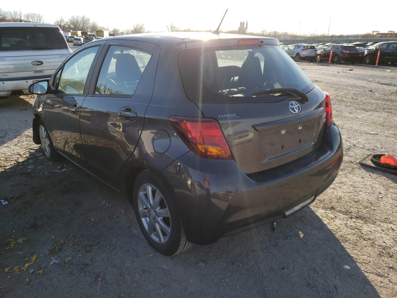 Photo 3 from auction – 2015 TOYOTA YARIS with VIN VNKKTUD36FA036622