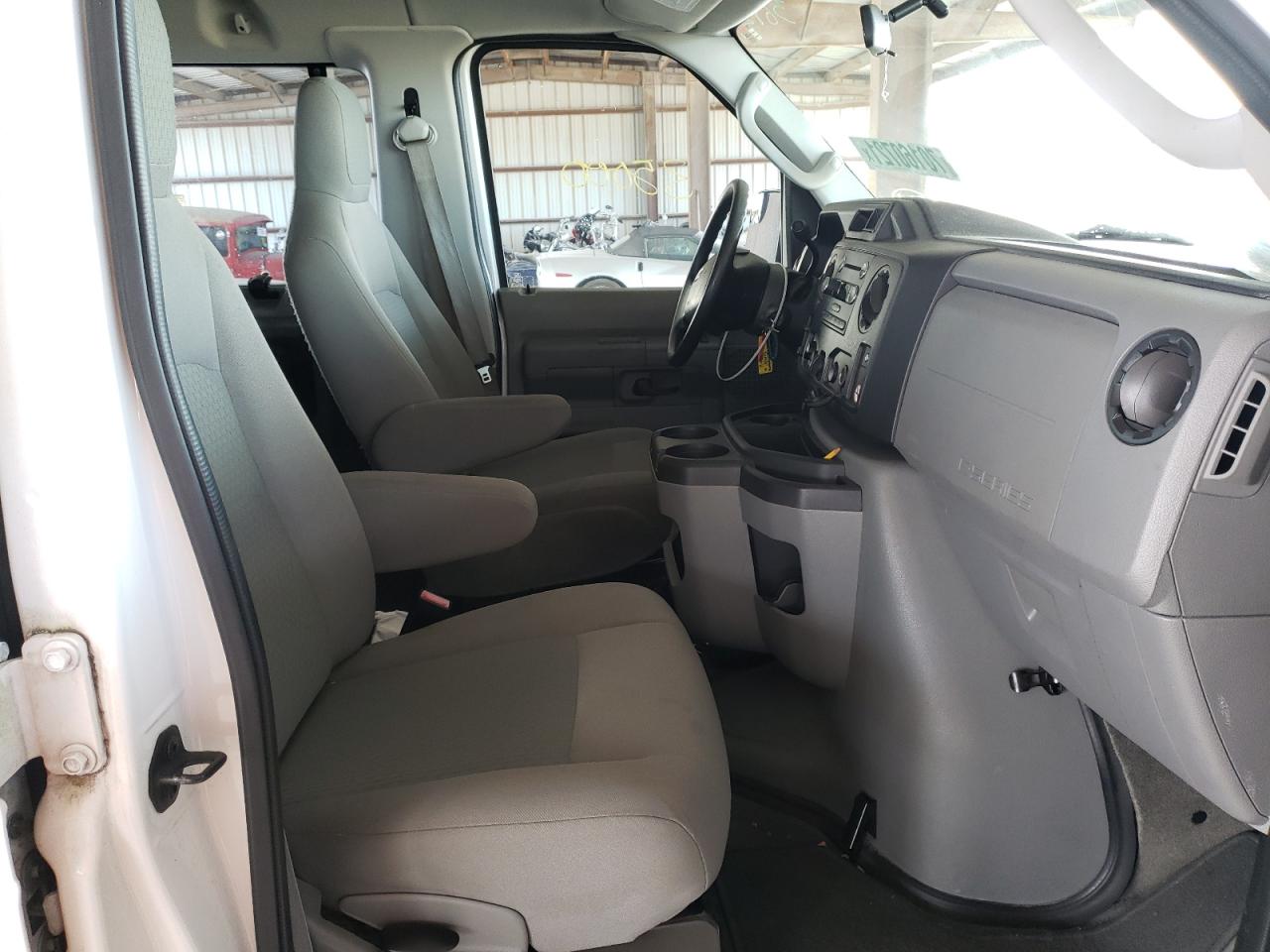 Photo 5 from auction – 2013 FORD ECONOLINE with VIN 1FBSS3BL1DDA04623
