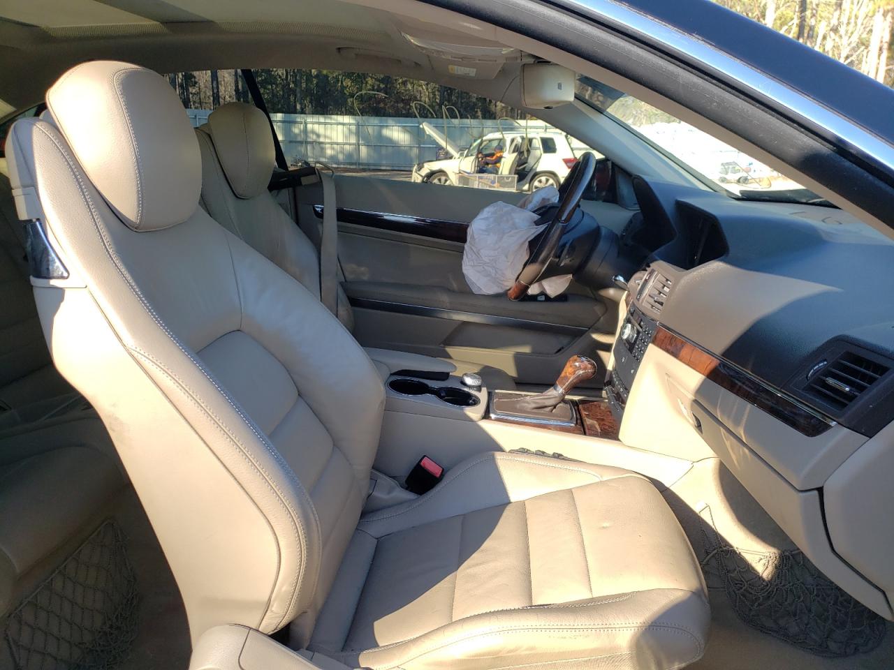 Photo 5 from auction – 2011 MERCEDES-BENZ E 350 with VIN WDDKJ5GB0BF080643