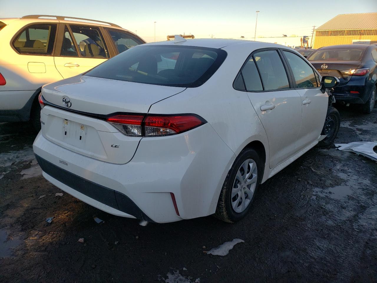 Photo 4 from auction – 2020 TOYOTA COROLLA LE with VIN 5YFEPRAE8LP092047