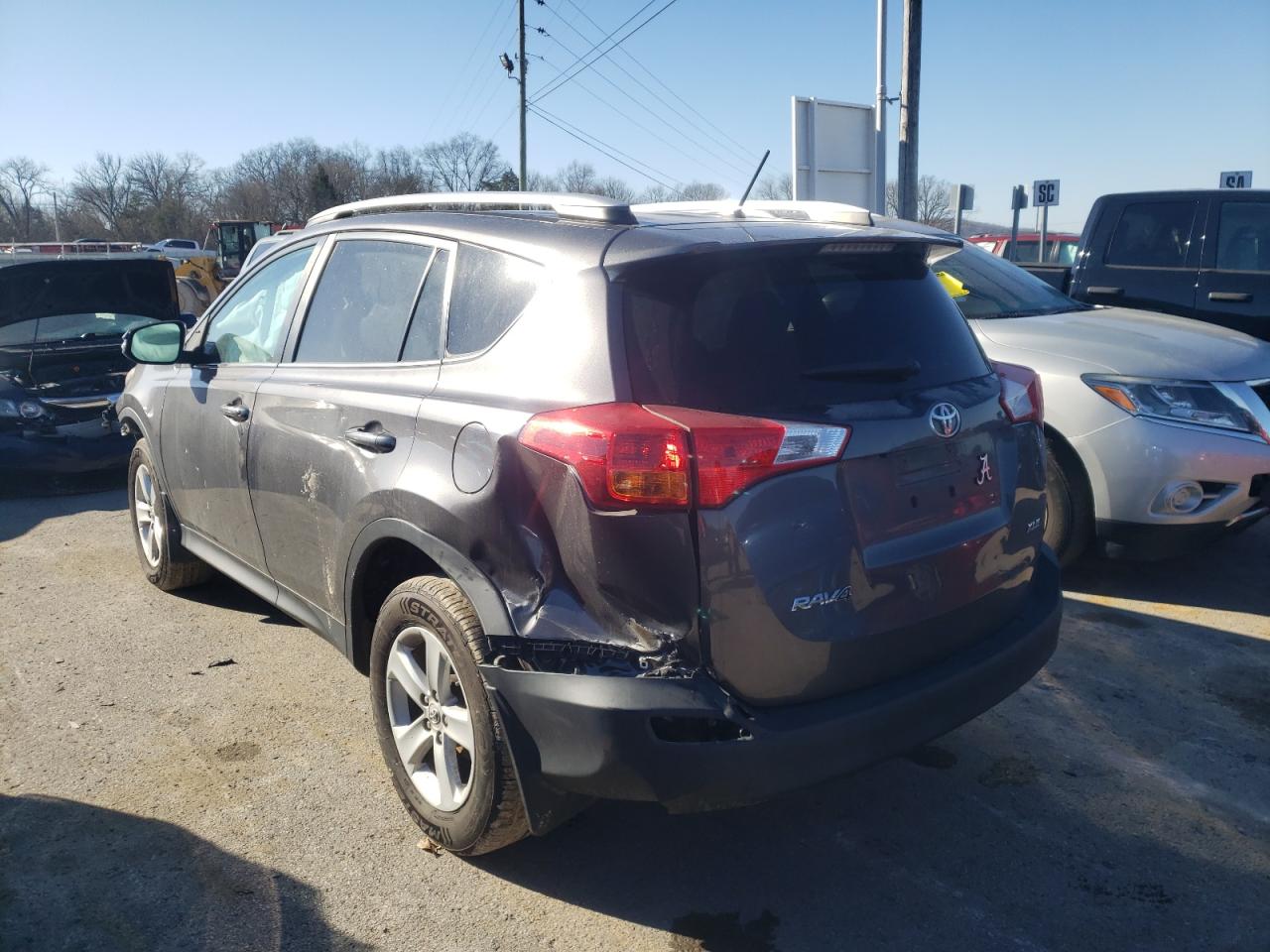 Photo 3 from auction – 2013 TOYOTA RAV4 XLE with VIN 2T3WFREV1DW059898