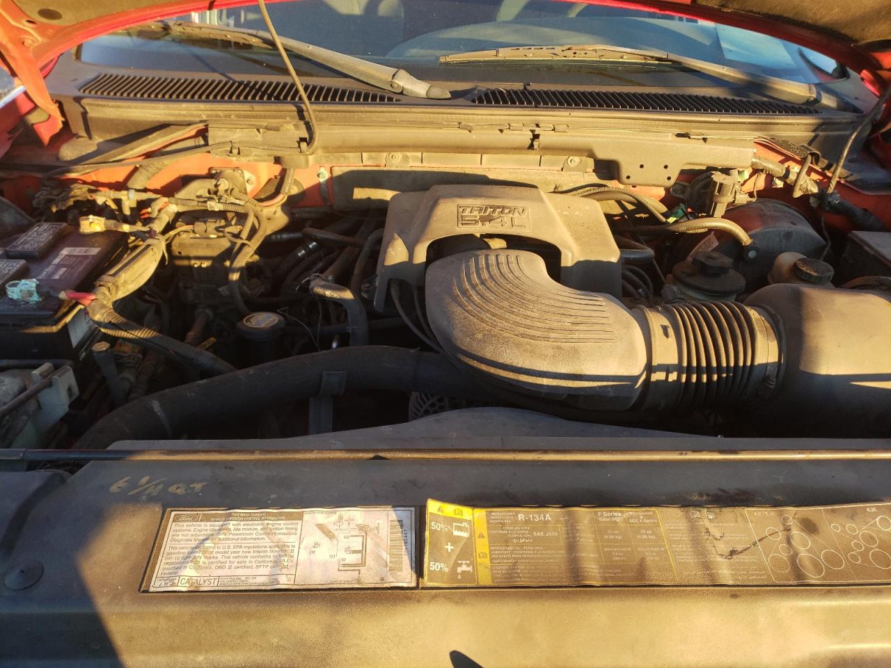 Photo 7 from auction – 2002 FORD F150 SUPER with VIN 1FTRW08L72KD28818