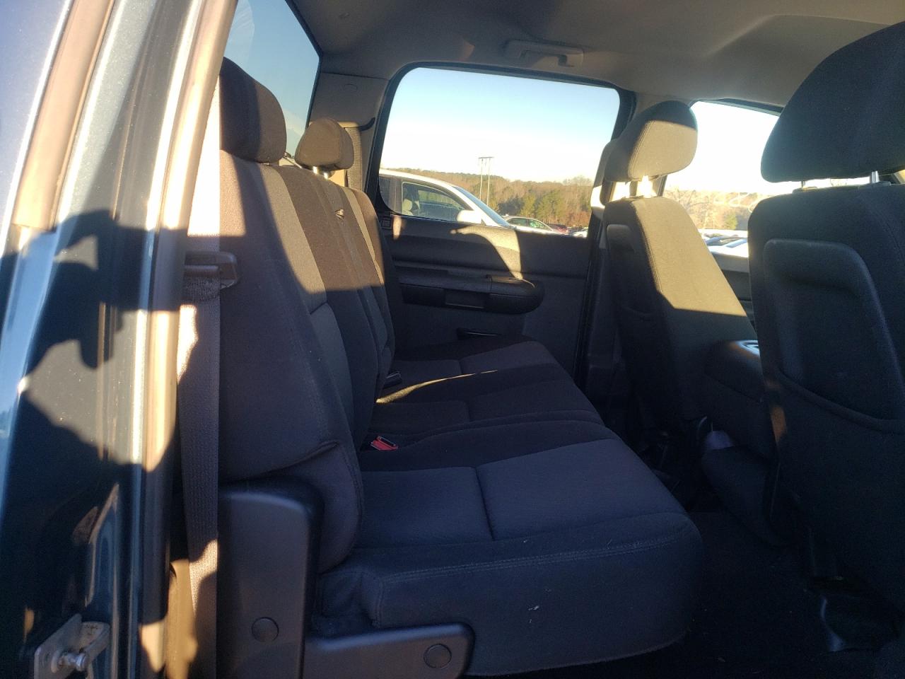 Photo 6 from auction – 2010 GMC SIERRA K15 with VIN 3GTRKUEAXAG193376