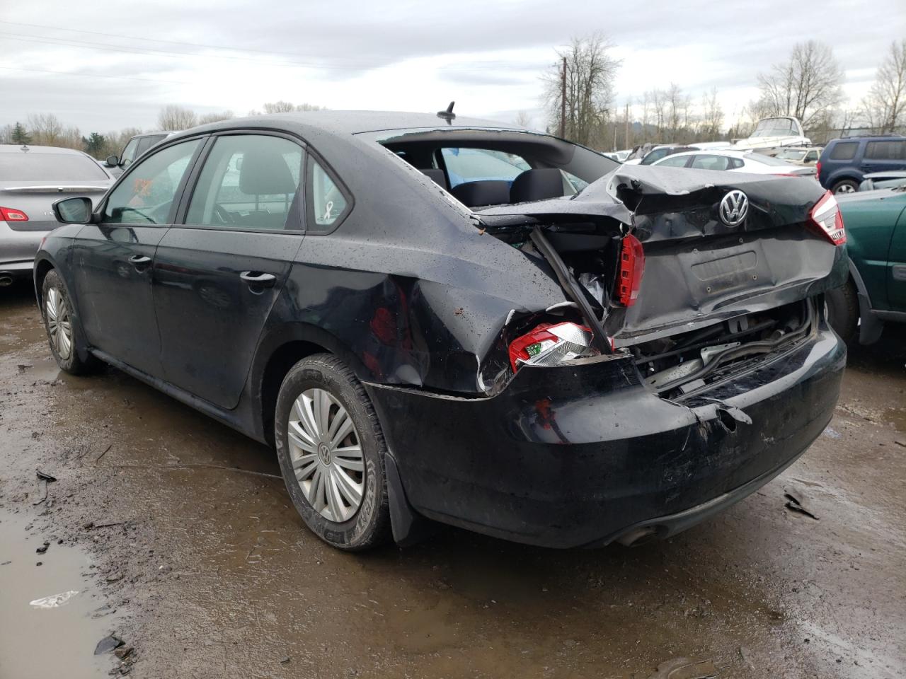 Photo 3 from auction – 2014 VOLKSWAGEN PASSAT S with VIN 1VWAP7A38EC024129